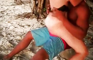 XXX Due ragazze e un ragazzo hanno un rapporto sizzling in camera da letto video porno signore italiane