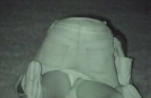 XXX Ragazzo spinge un video porno 2 forte pene tra le gambe di una bionda matura