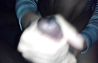 Un uomo adulto strappa un cane così giovane e pompa video porno fatti in casa per lei un boccone di sperma